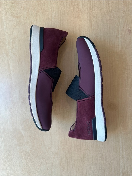 Vionic Shoes - Vionic Cade Women’s Slip-On Loafers in Wine - Size 5